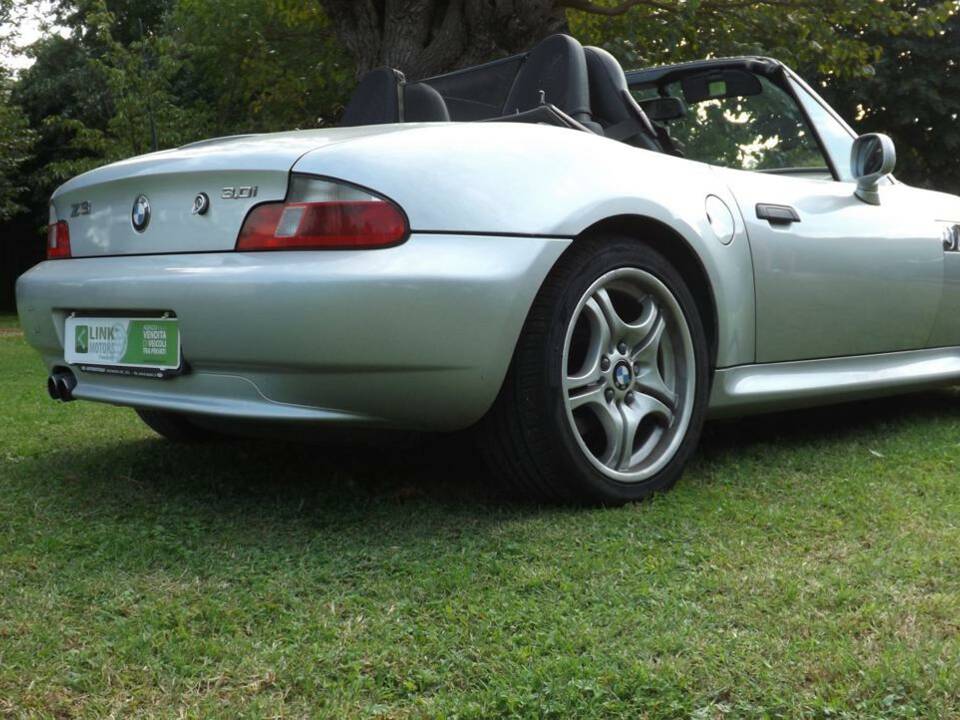 Bild 11/50 von BMW Z3 Cabriolet 3.0 (2000)