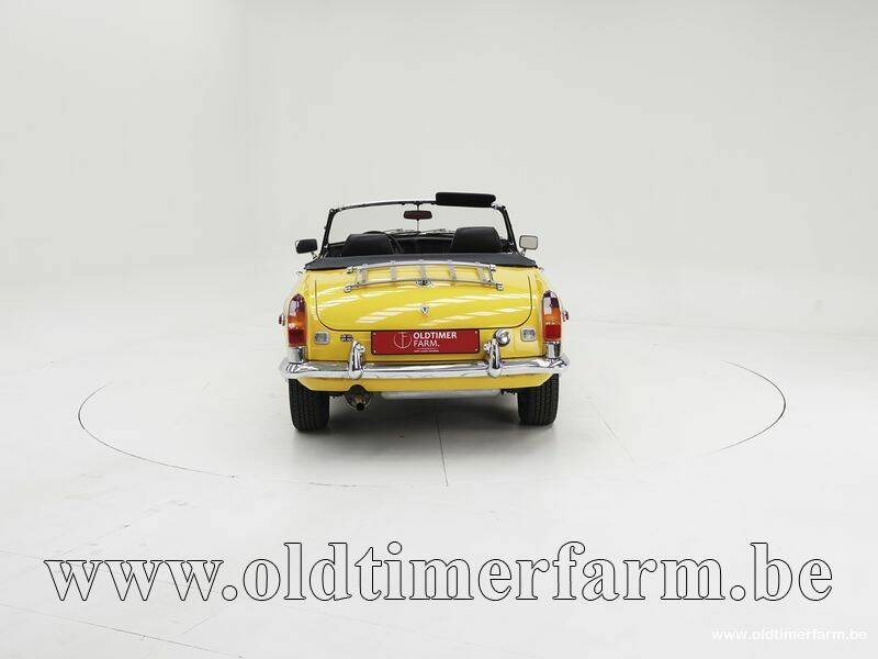 Image 7/15 of MG MGB (1978)