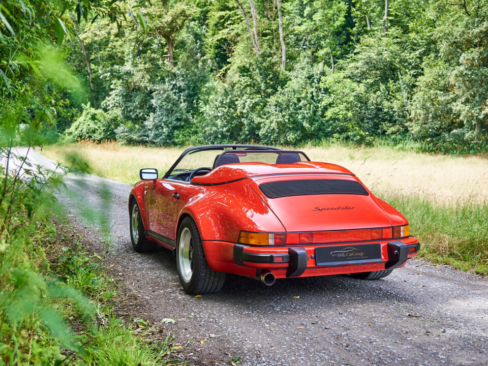 Bild 6/47 von Porsche 911 Speedster 3.2 (1989)