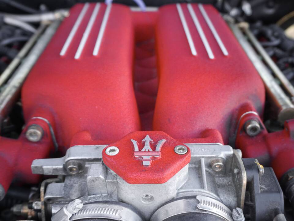 Image 22/43 of Maserati Quattroporte 3.2 Evoluzione (1999)