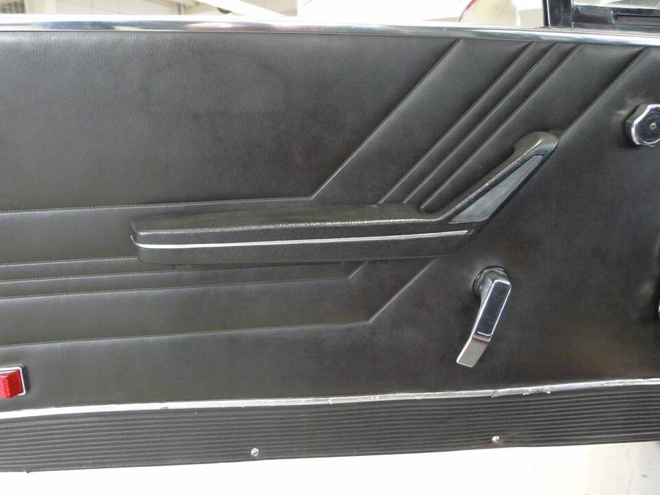 Bild 34/36 von Alfa Romeo 2000 GT Veloce (1975)