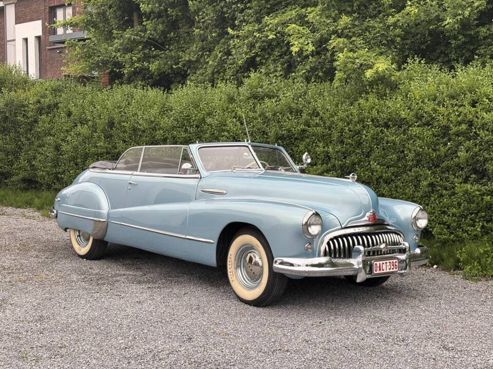 Image 1/8 of Buick Roadmaster (1947)