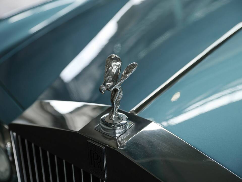 Image 43/48 of Rolls-Royce Corniche I (1980)
