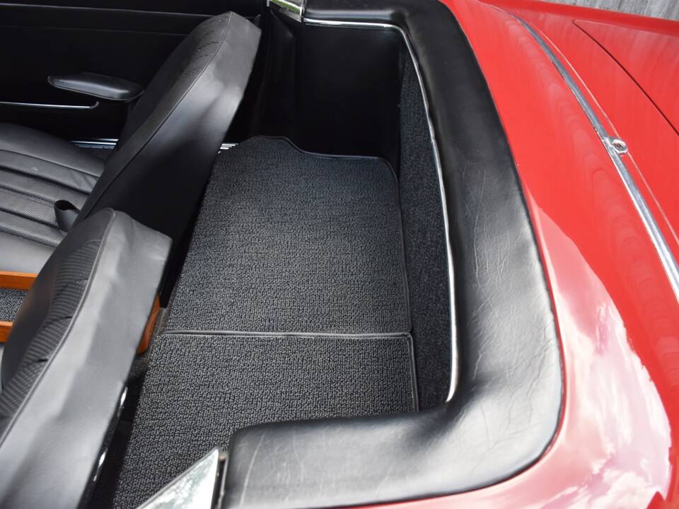 Image 27/45 of Mercedes-Benz 230 SL (1964)