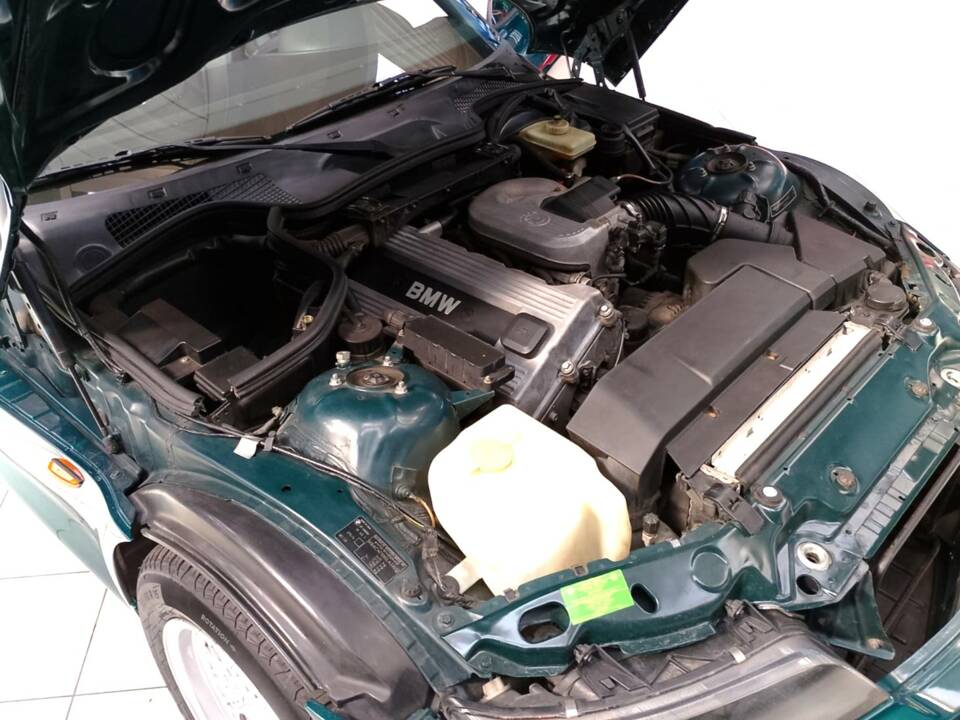 Image 39/43 of BMW Z3 1.9 (1997)