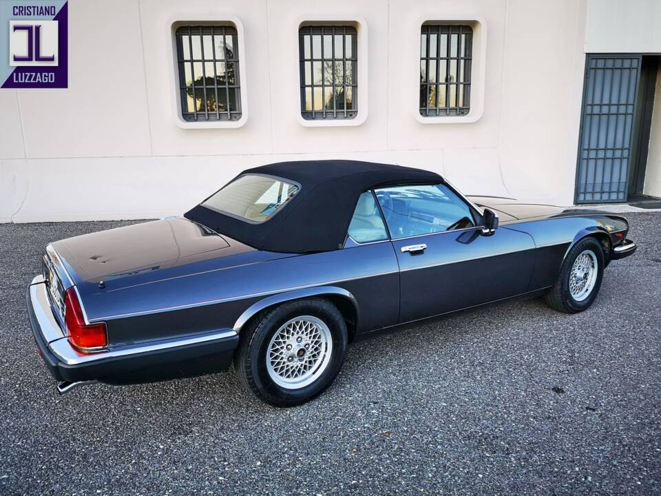 Image 47/70 of Jaguar XJ-S Convertible (1988)