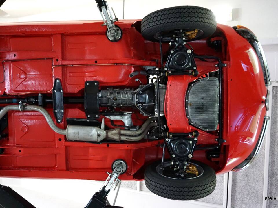 Afbeelding 44/50 van Alfa Romeo 1600 Spider Duetto (1967)