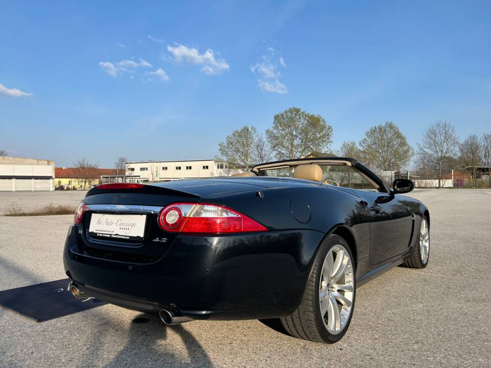 Image 5/36 of Jaguar XK 4.2 (2007)