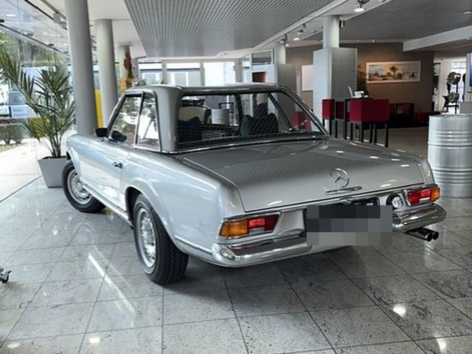 Image 5/10 of Mercedes-Benz 280 SL (1971)