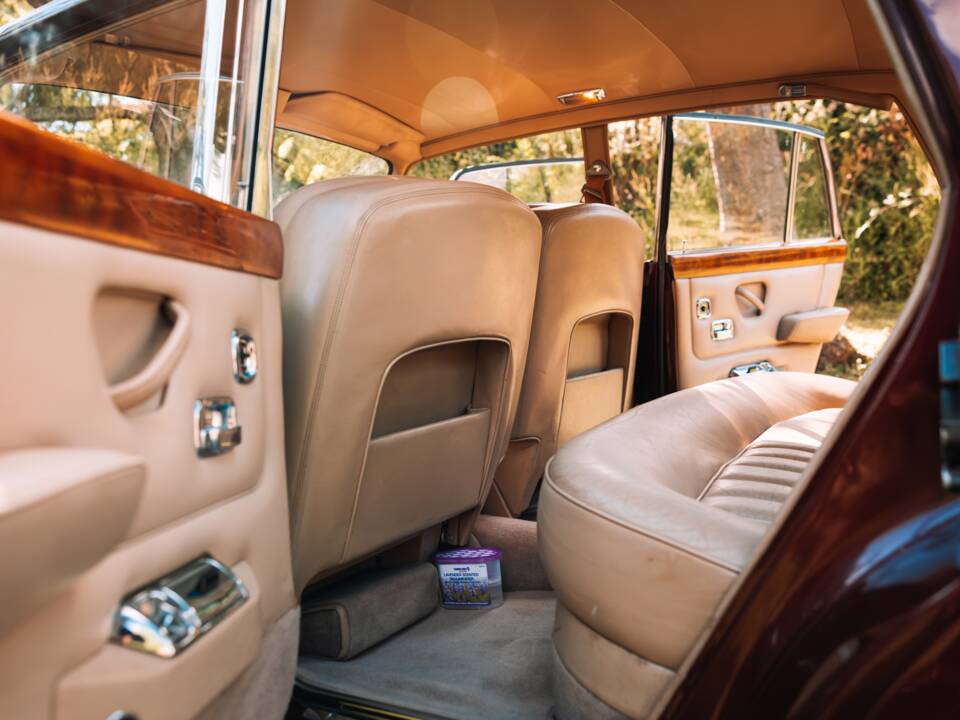 Immagine 19/50 di Rolls-Royce Silver Shadow I (1970)