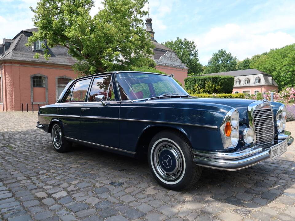 Bild 1/26 von Mercedes-Benz 280 SE 3,5 (1971)