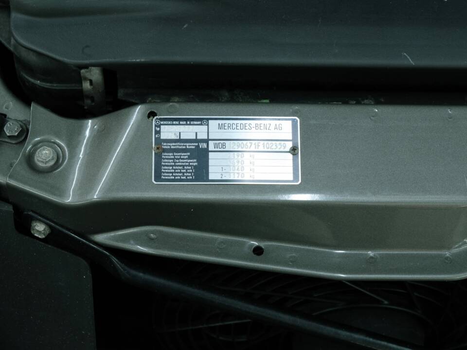 Image 22/50 of Mercedes-Benz SL 500 (1994)