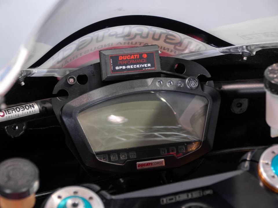 Afbeelding 21/50 van Ducati DUMMY (2010)