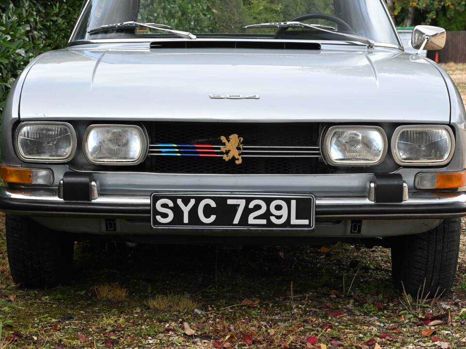 Image 28/50 of Peugeot 504 Coupé (1973)