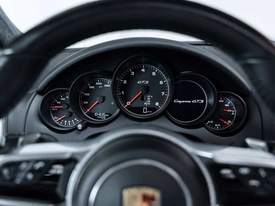Bild 12/39 von Porsche Cayenne GTS (2016)