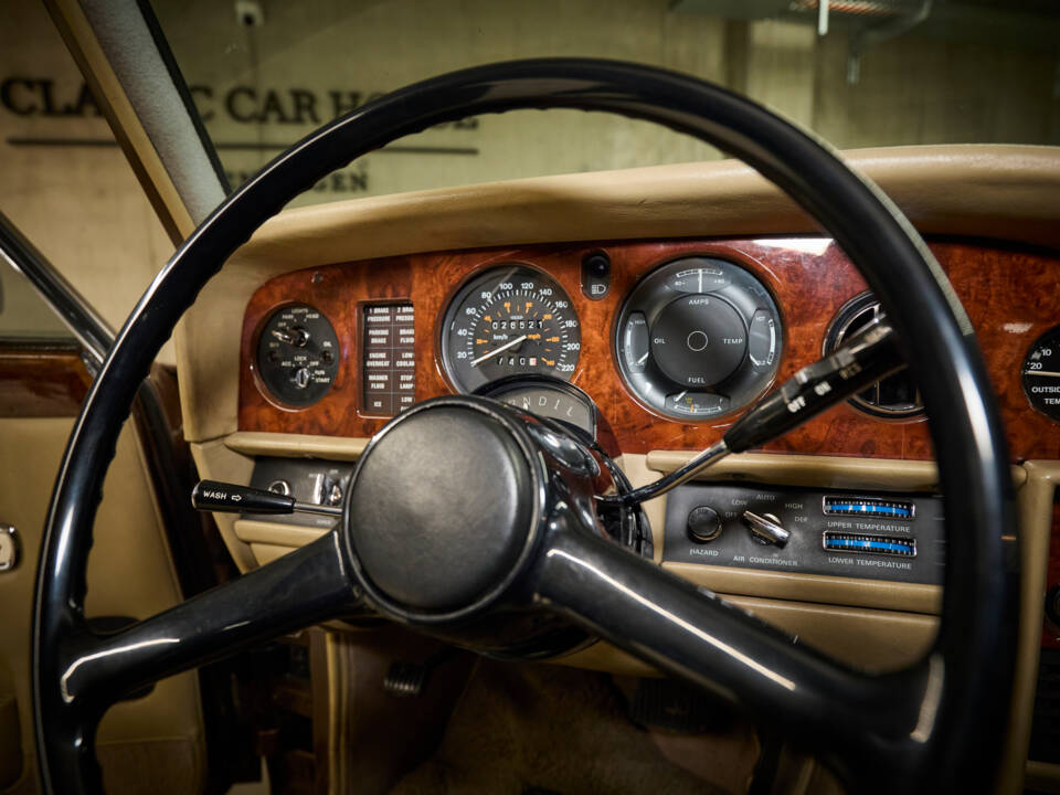 Bild 61/100 von Rolls-Royce Silver Shadow II (1980)