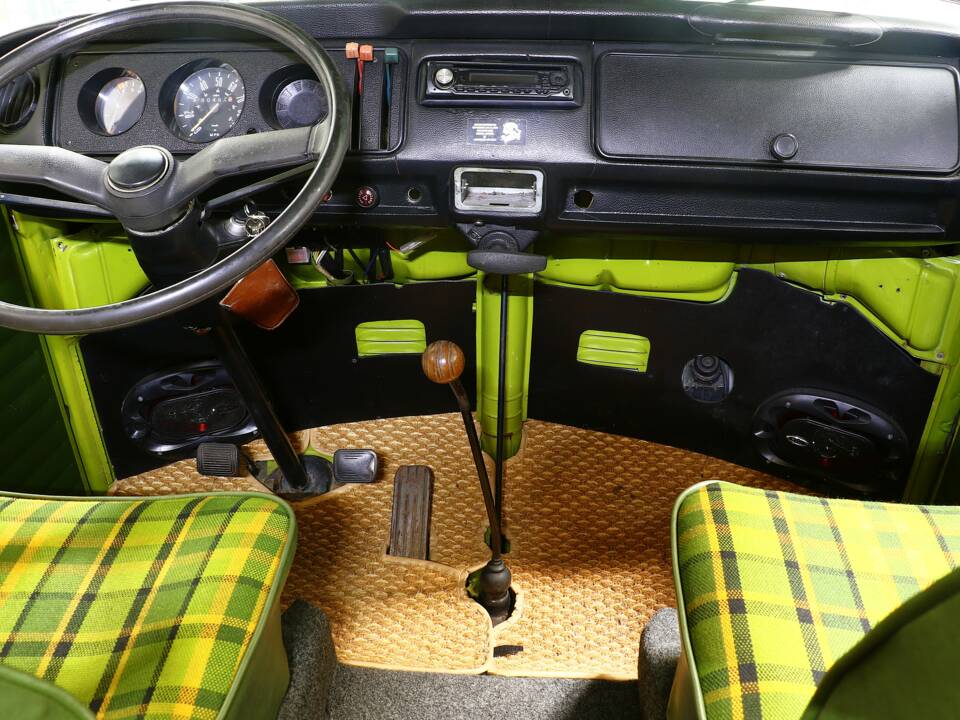 Afbeelding 19/25 van Volkswagen T2b Camper (1979)