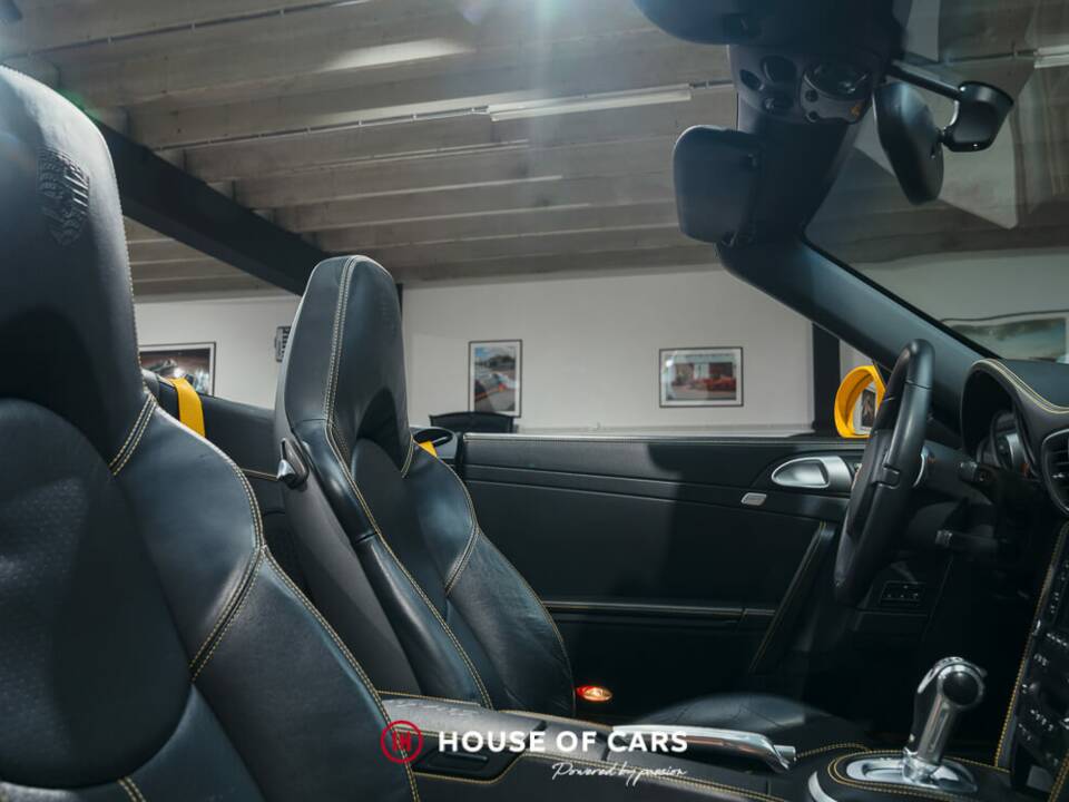 Immagine 19/24 di Porsche 911 Turbo S (2011)
