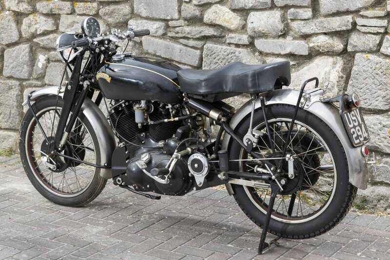 Bild 31/44 von Vincent Black Shadow C (1952)