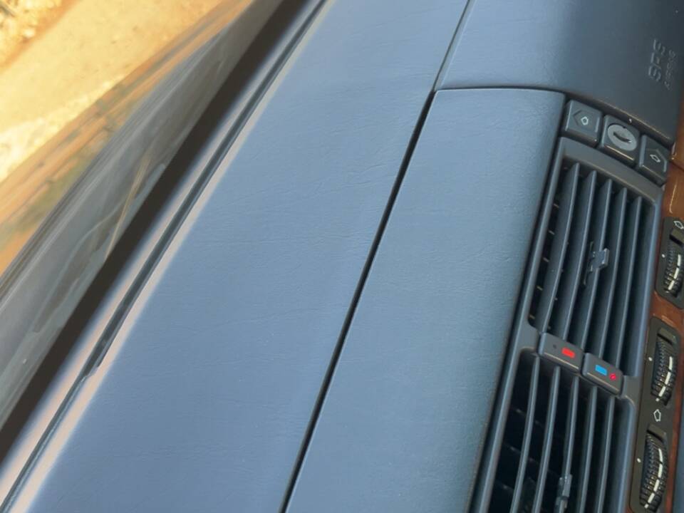 Image 3/80 de Mercedes-Benz 600 SEL (1993)
