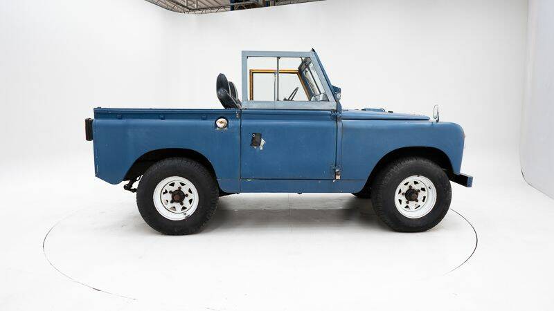 Image 9/15 of Land Rover 109 (1968)