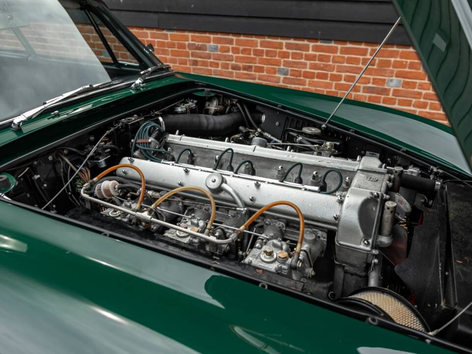 Afbeelding 43/50 van Aston Martin DB 6 (1967)