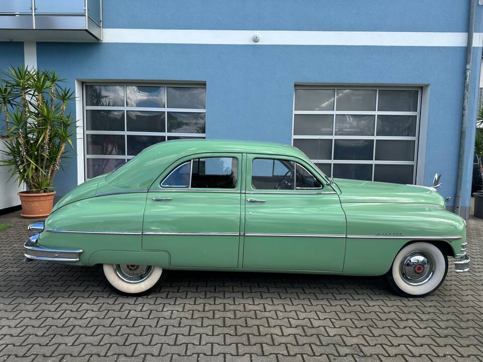 Image 56/82 of Packard Deluxe (1950)
