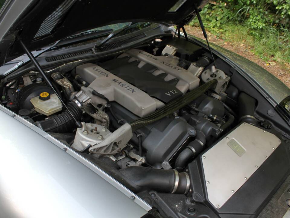 Bild 17/17 von Aston Martin V12 Vanquish (2002)