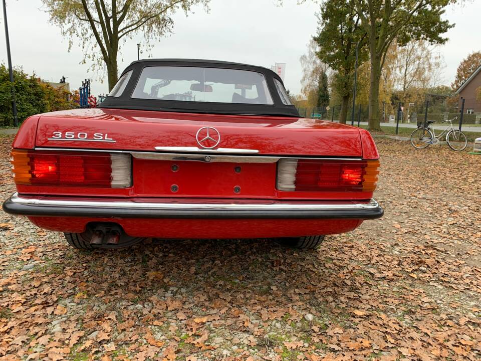 Image 62/160 of Mercedes-Benz 350 SL (1974)