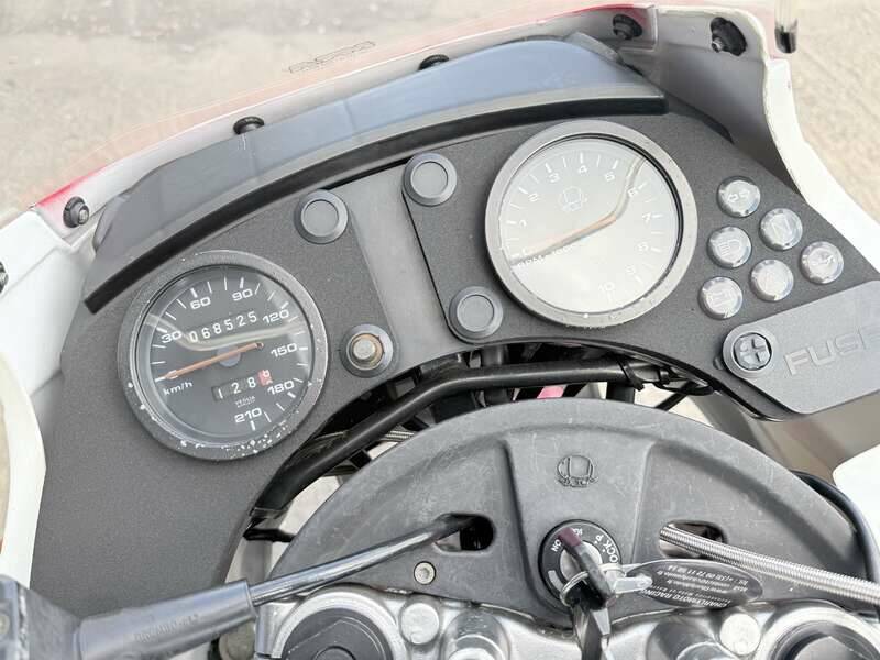 Image 10/40 of Cagiva DUMMY (1994)