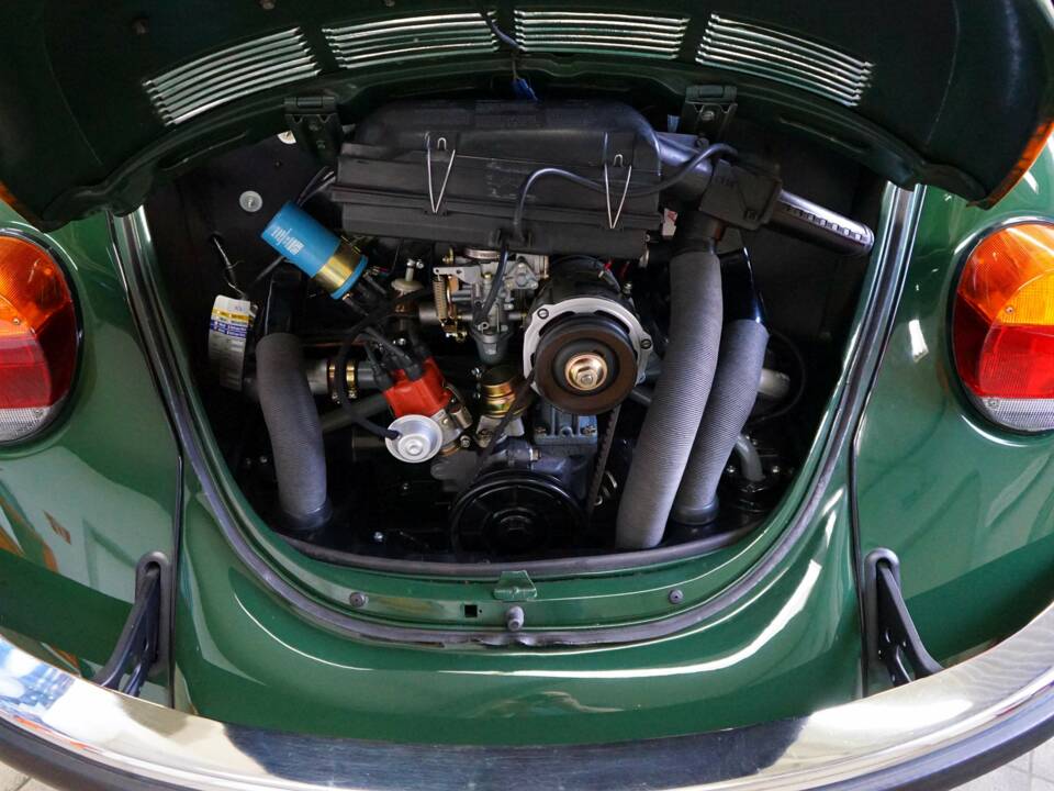 Image 40/53 of Volkswagen Beetle 1303 LS (1978)