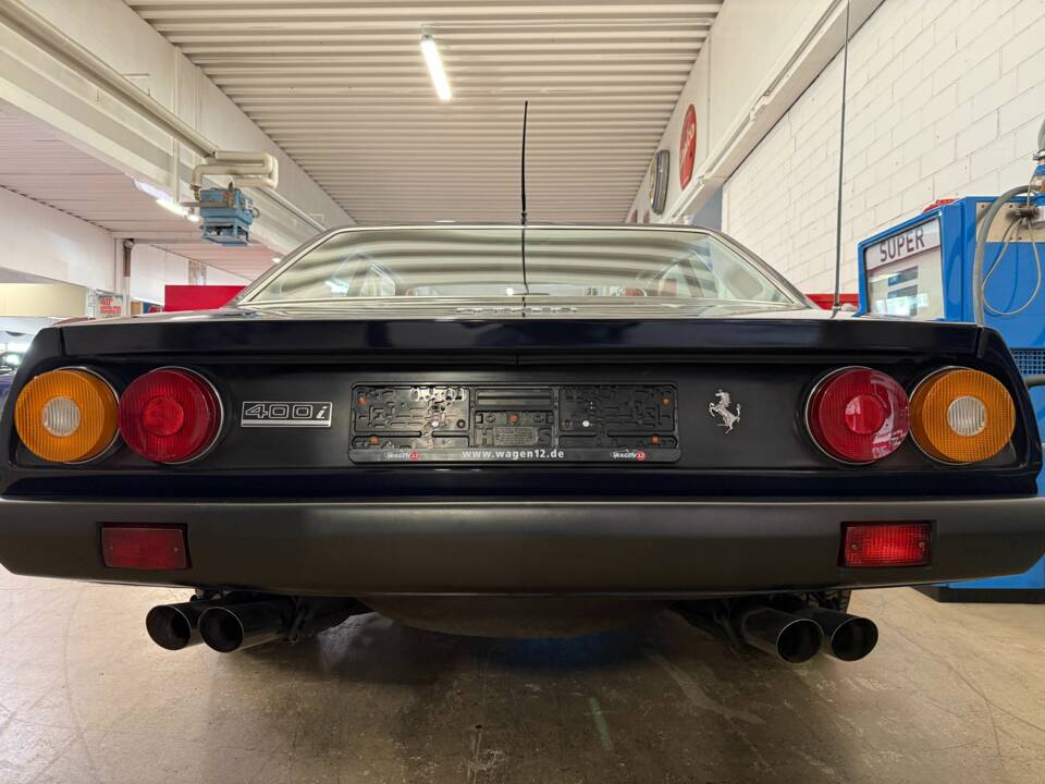 Bild 13/16 von Ferrari 400i (1982)