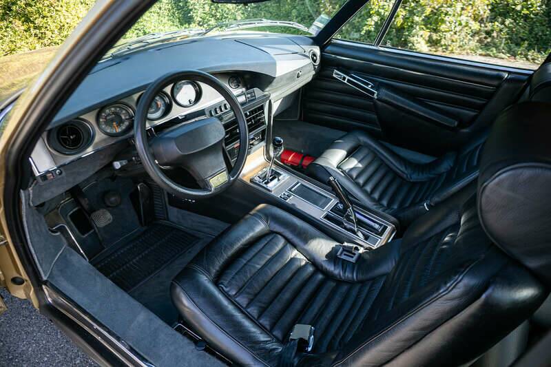 Image 2/39 of Citroën SM injection (1972)