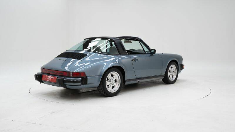 Immagine 2/15 di Porsche 911 Carrera 3.2 (1984)