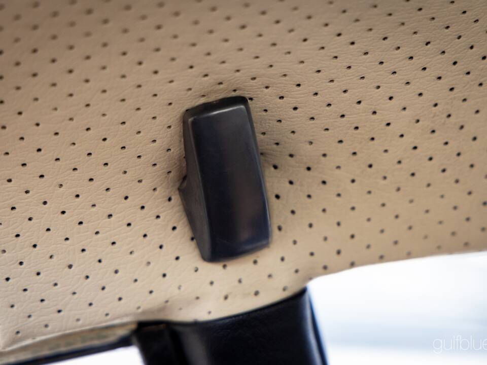 Image 58/64 de Porsche 911 2.2 S (1970)