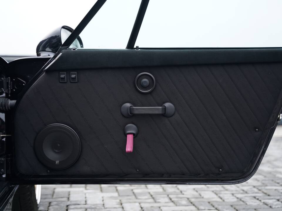 Bild 14/50 von Porsche 911 Carrera 4 (1990)