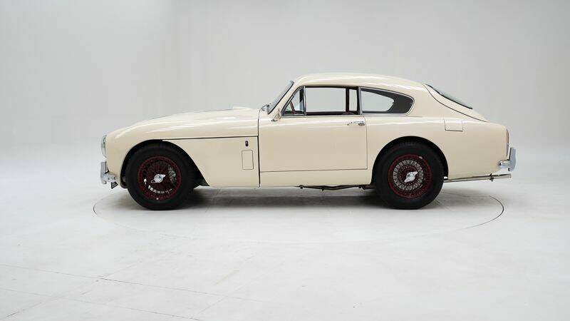 Image 8/15 of Aston Martin DB 2/4 Mk III (1959)