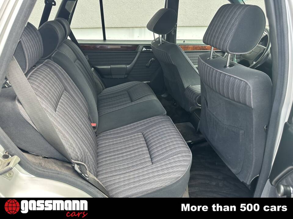 Bild 15/15 von Mercedes-Benz 300 TD (1992)