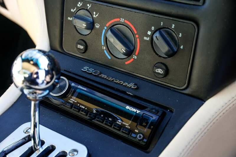 Image 26/28 of Ferrari 550 Maranello (1999)