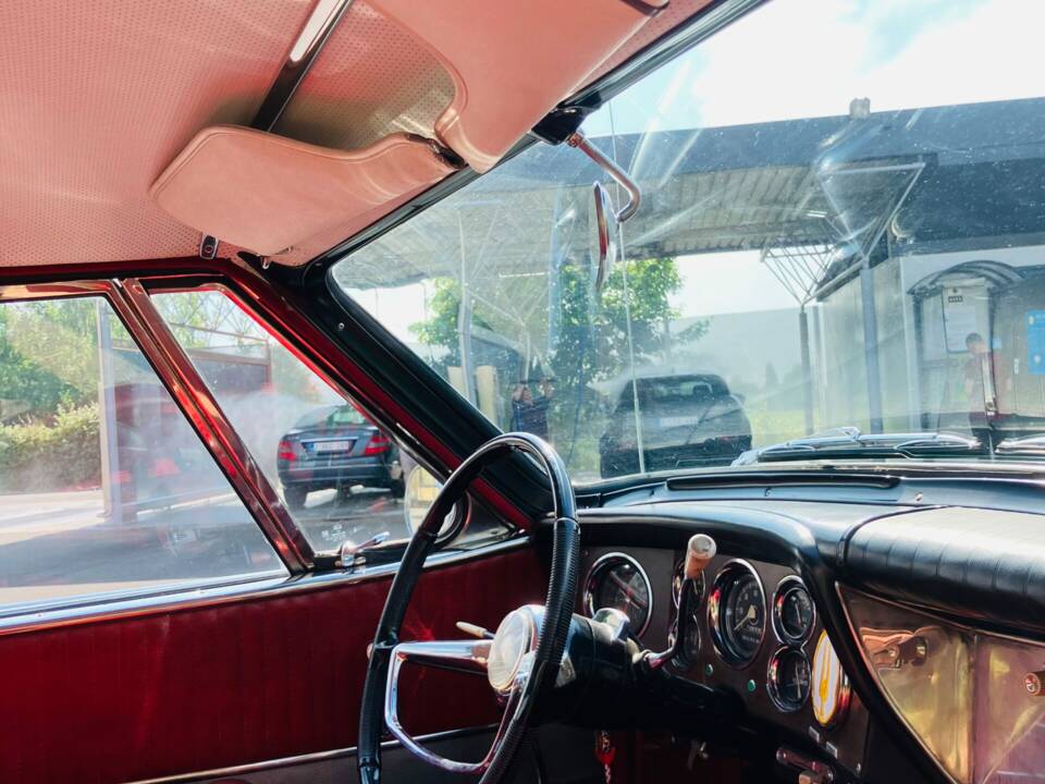 Afbeelding 5/6 van Studebaker GT Hawk (1963)