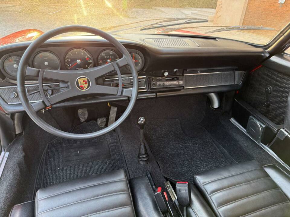 Immagine 18/32 di Porsche 911 2.0 T (1968)