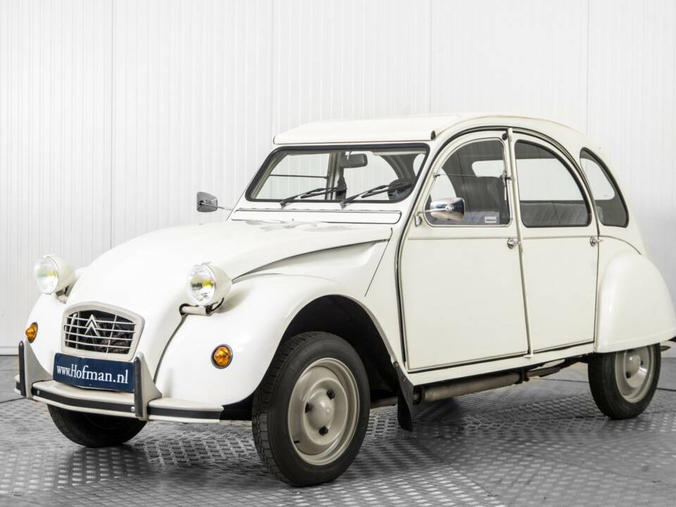 Image 1/50 of Citroën 2 CV 6 (1986)