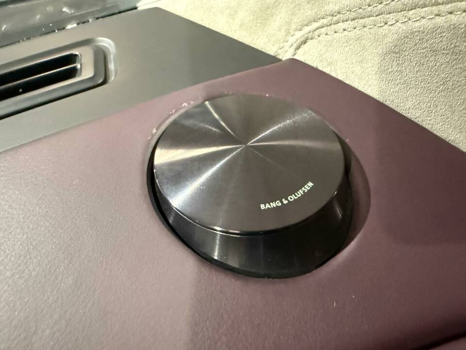 Immagine 41/42 di Aston Martin Rapide (2011)