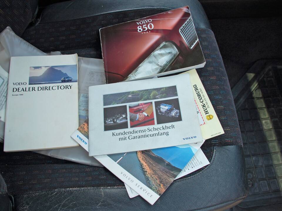 Afbeelding 10/17 van Volvo 850 T-5 (1995)