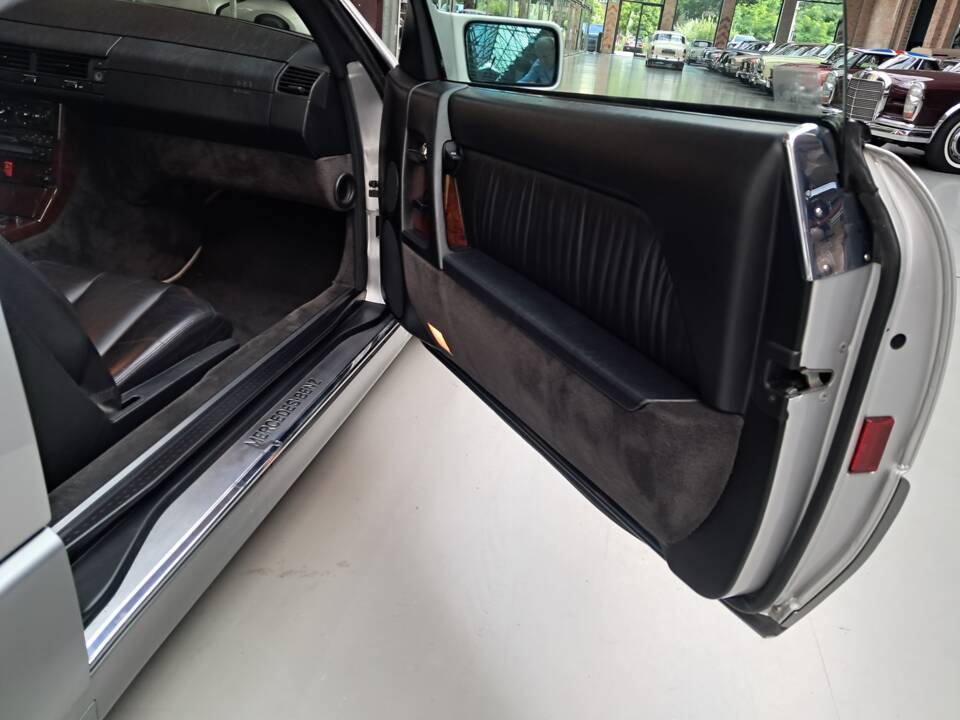 Bild 8/30 von Mercedes-Benz SL 280 (1993)