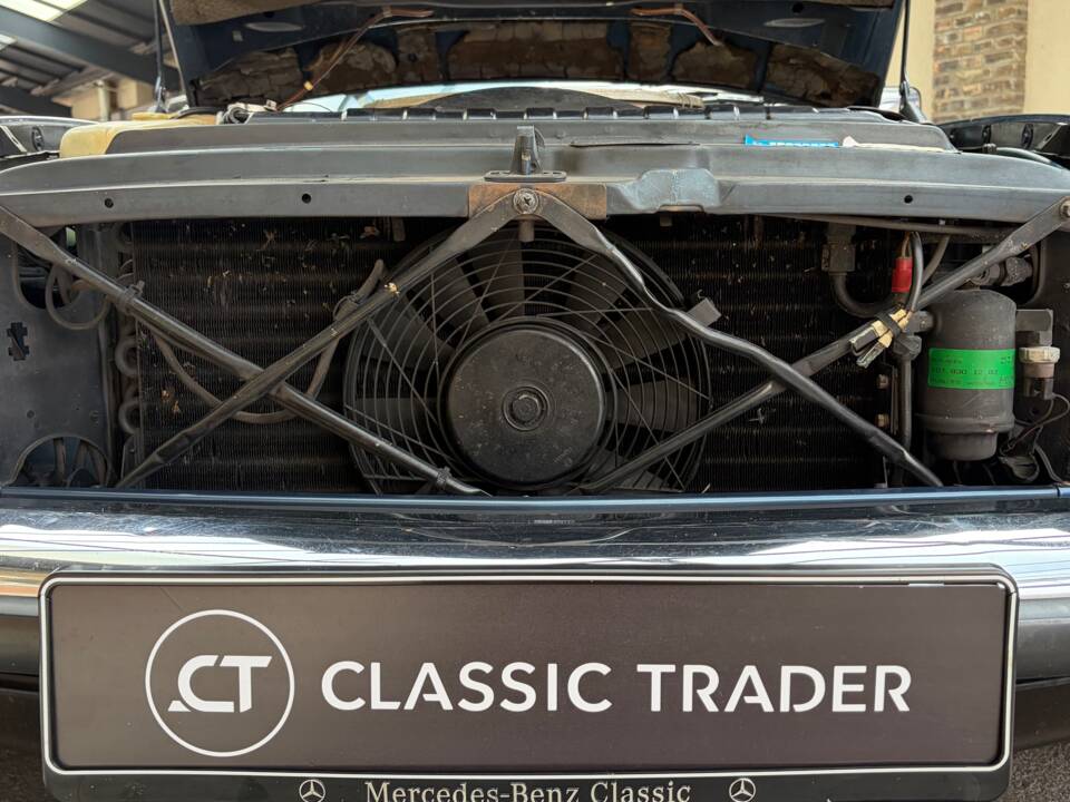Image 58/88 of Mercedes-Benz 380 SL (1984)