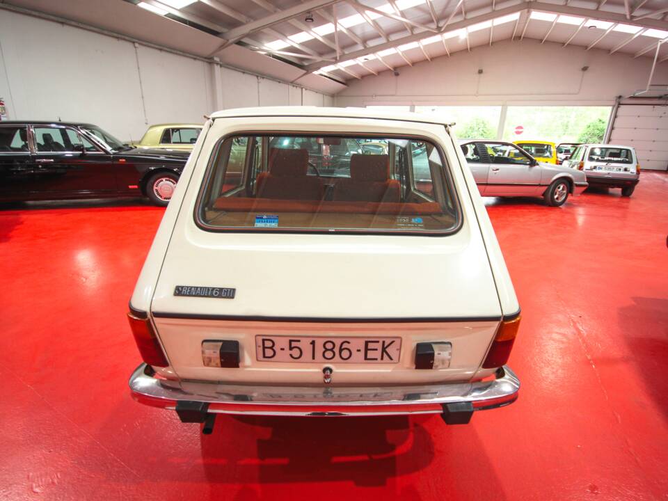 Afbeelding 6/16 van Renault R 6 GTL (1980)