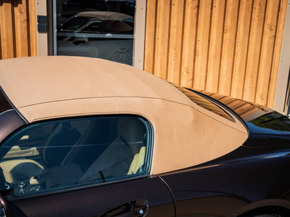Afbeelding 2/50 van Mercedes-Benz SLS AMG Roadster (2013)