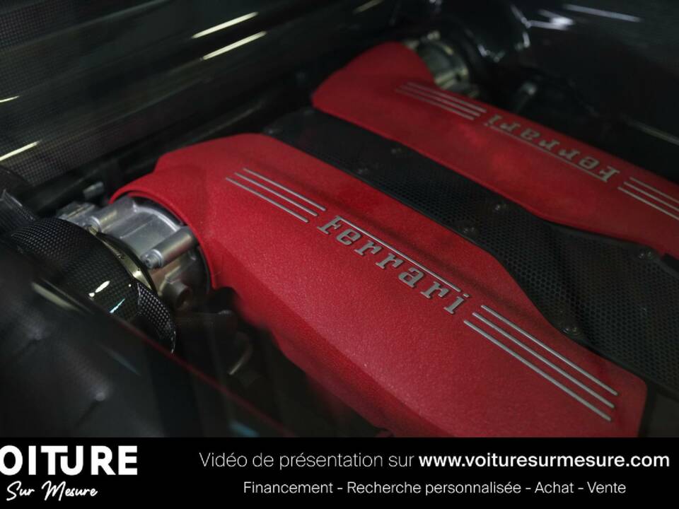 Image 33/50 of Ferrari 488 GTB (2015)