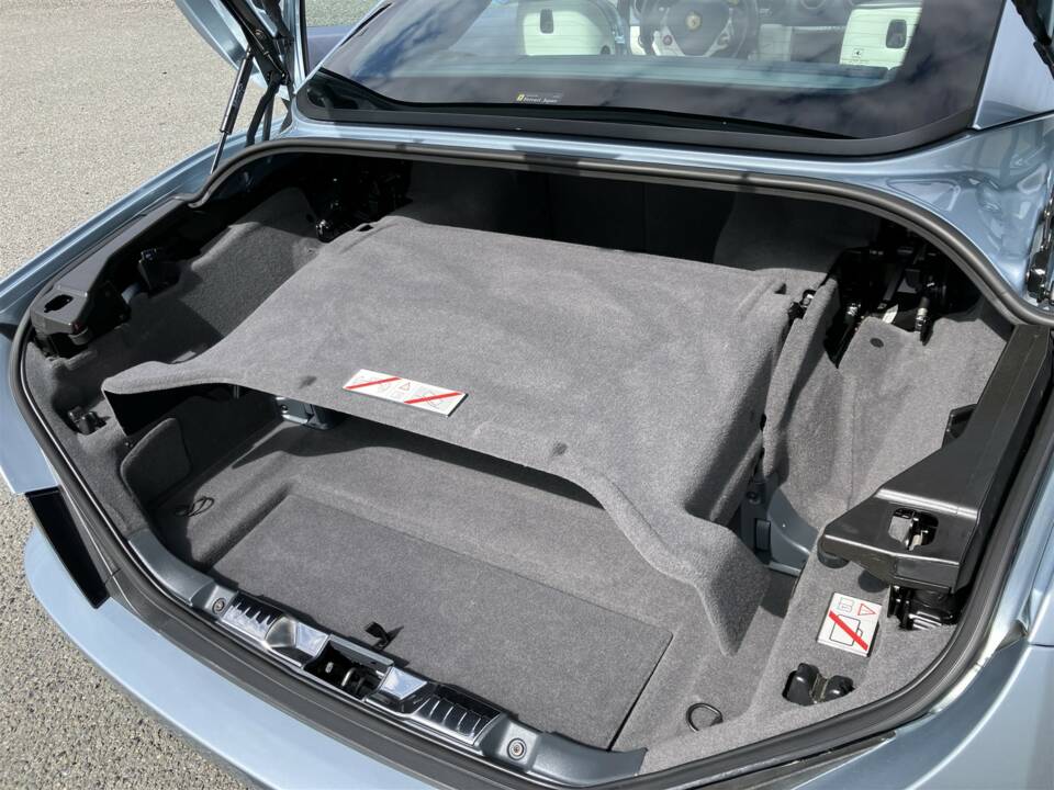 Afbeelding 51/66 van Ferrari California 30 (2013)